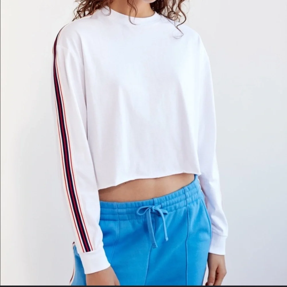 TNA Aritzia White Cropped Long Sleeve Top with Red/blue Stripe oversizedSm - Picture 1 of 9